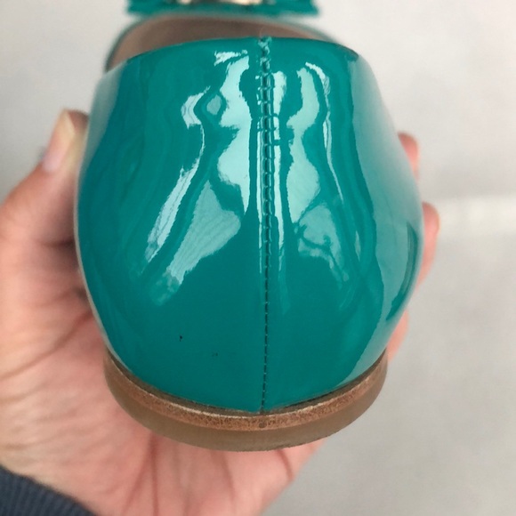 Salvatore Ferragamo Varina Veronese patent flats 7 - Picture 7 of 8